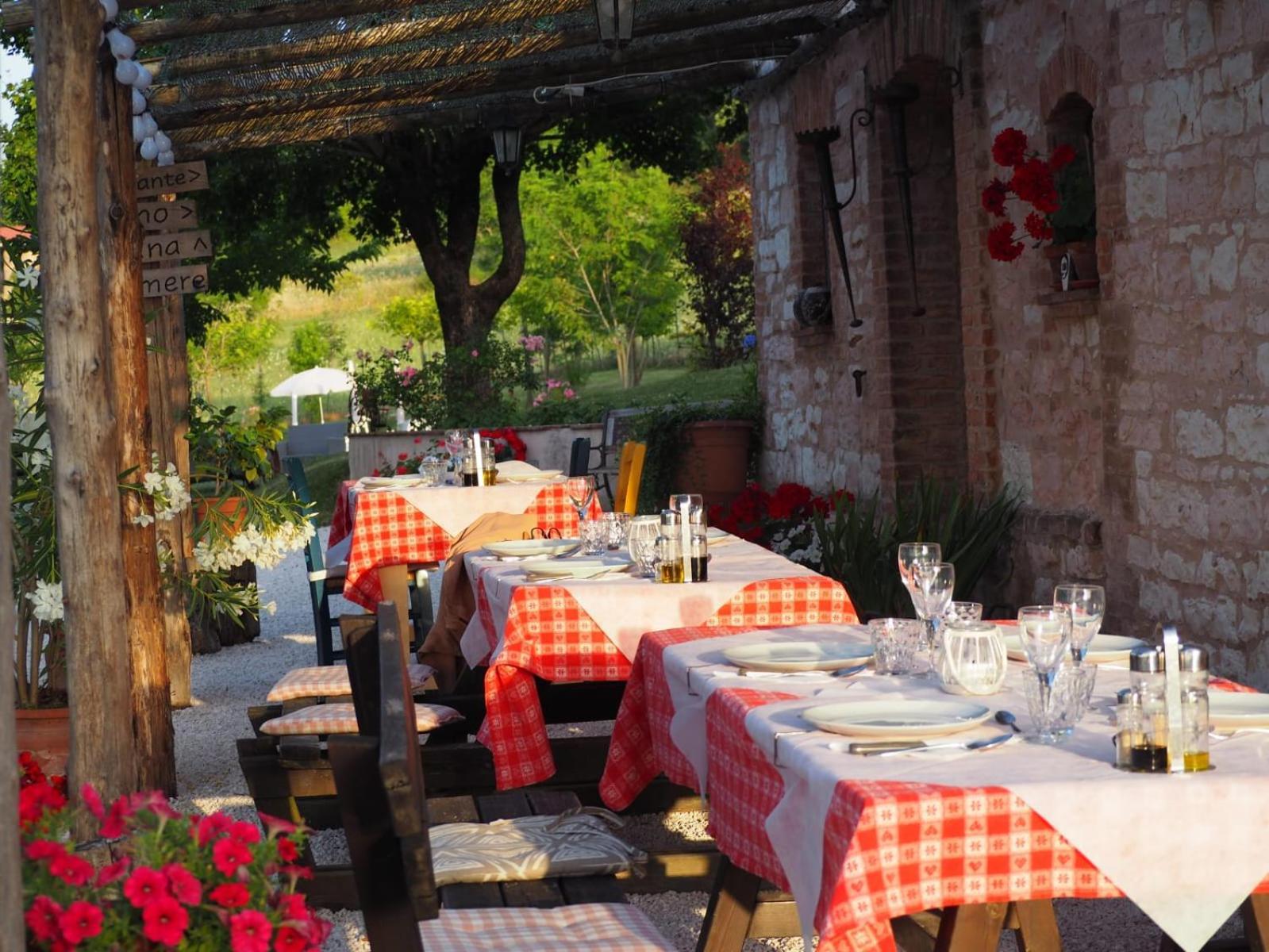 Agriturismo Il Castellaro Sassoferrato Exterior foto