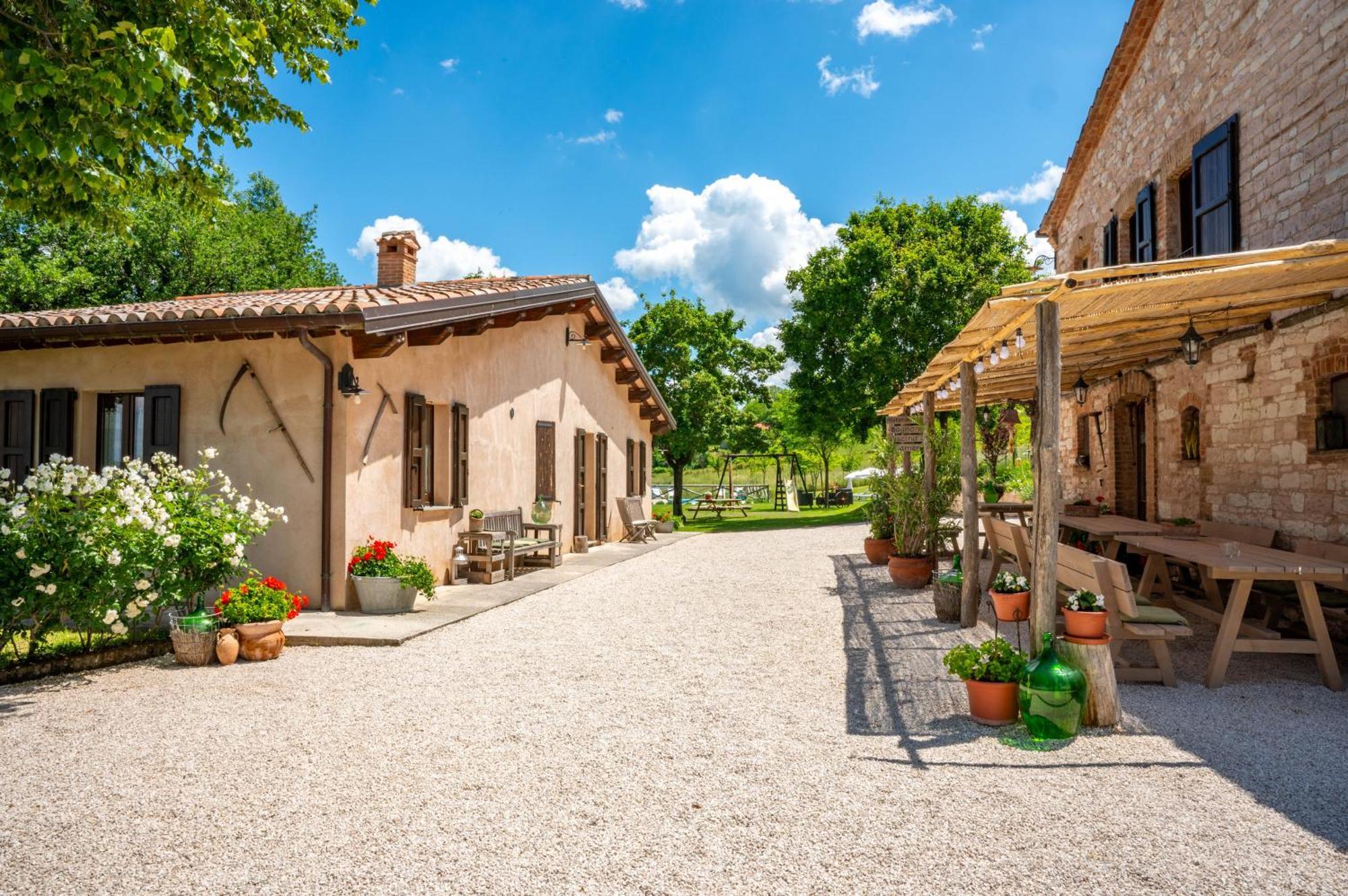 Agriturismo Il Castellaro Sassoferrato Exterior foto